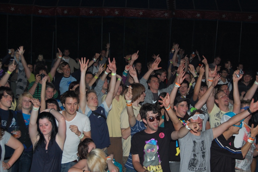 Scène principale, Dumdum 2009, crédit photo: Hulala